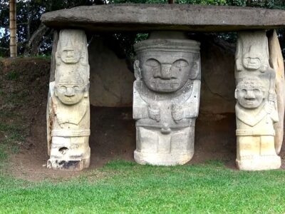 {:en}San Agustin Archaeological Park{:}{:es}Parque arqueológico de San Agustín Day Tour from £48 {:}